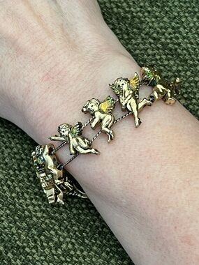 Vintage Gold Tone Cherub Angel Slide Charm Bracelet